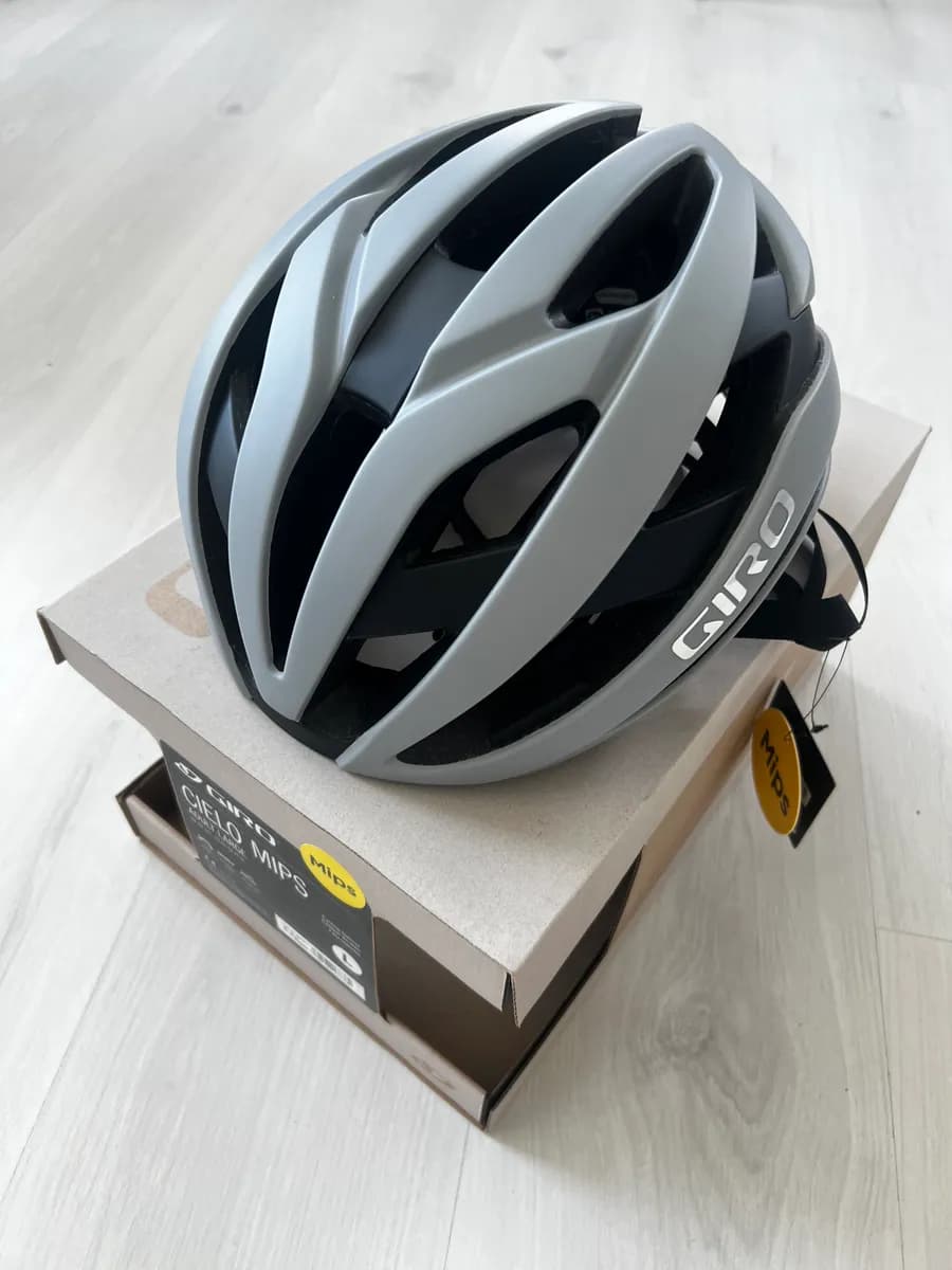 GIRO CIELO MIPS MT SHARK kypärä (Käyttämätön) - Koko L