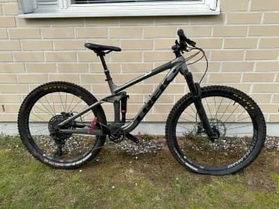 Trek Remedy 8