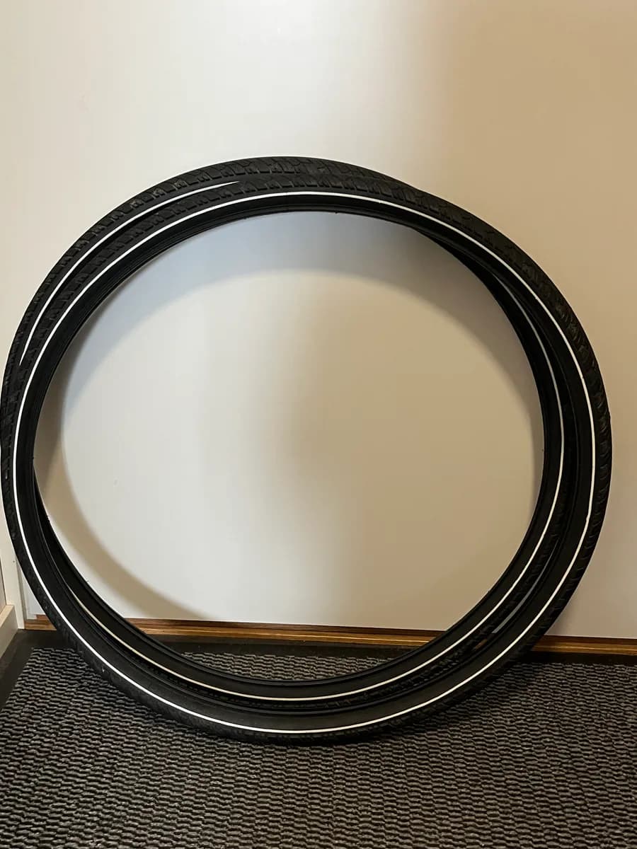 Kenda 28” 622-42 renkaat 