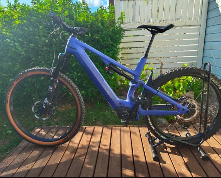 Canyon Spectral:ON CF 8.0 Mullet täysjuosto, L, Järvenpää