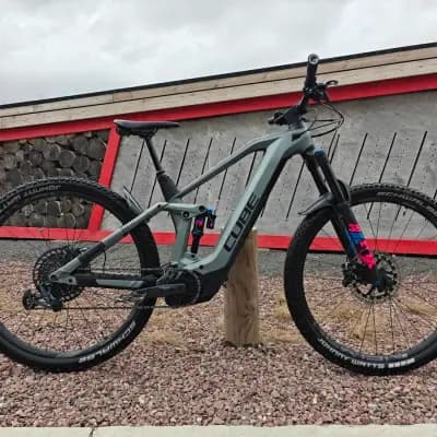 Cube Stereo Hybrid 140 HPC TM 625 kevätpaketti