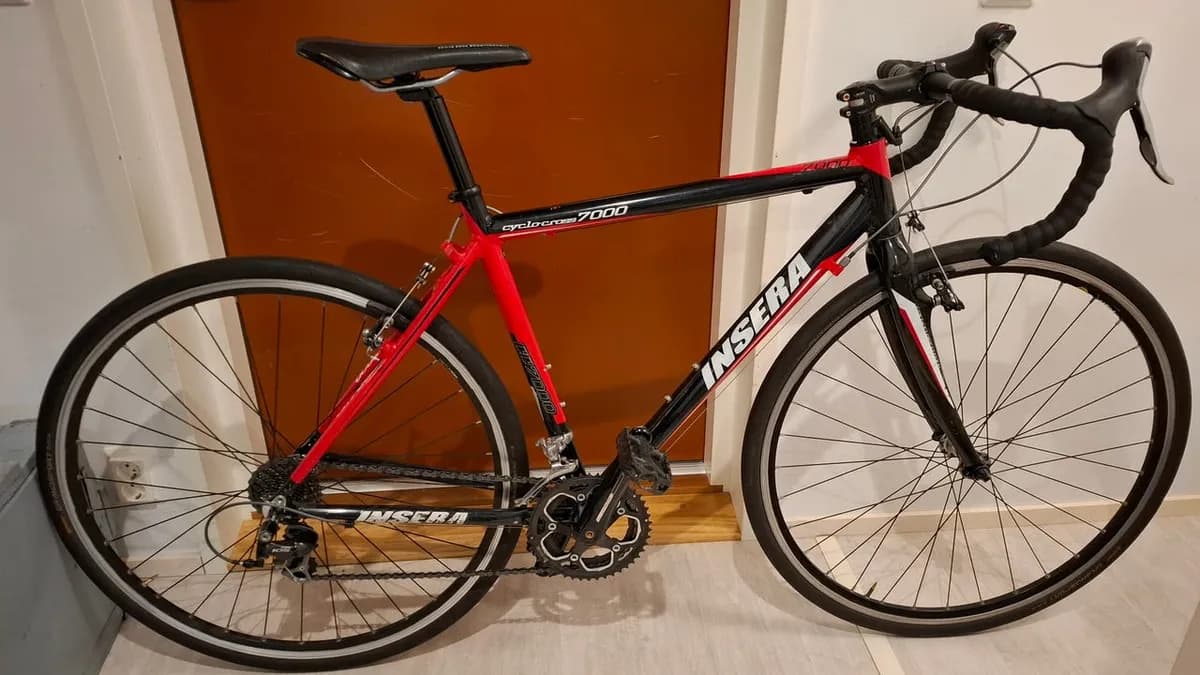 Insera CC7000 cyclocross