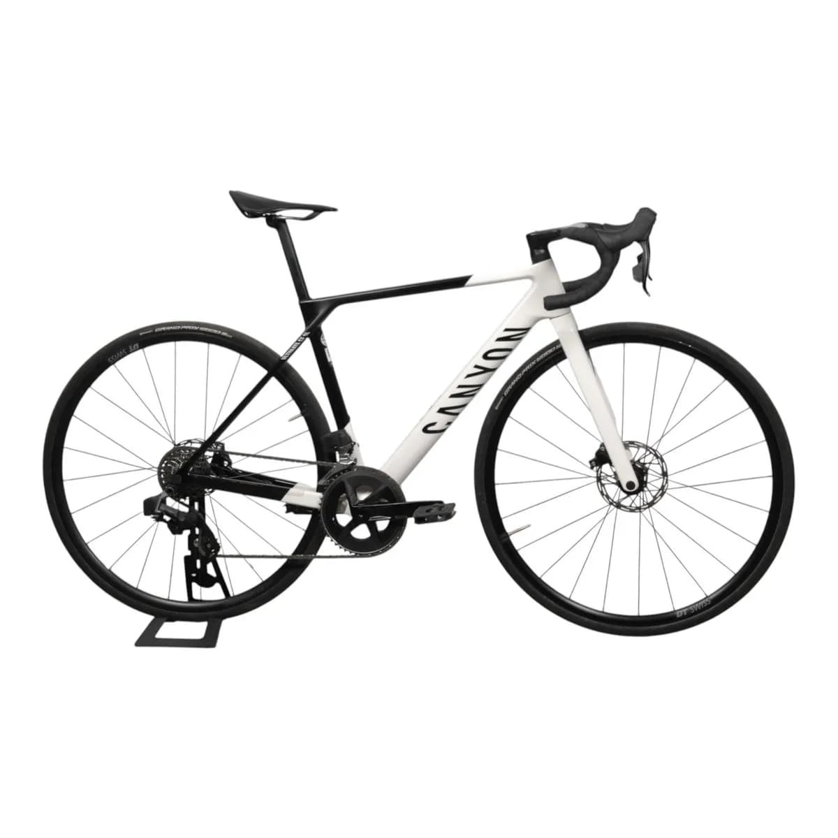 Canyon Ultimate CF SL 7 AXS - käytetty maantiepyörä