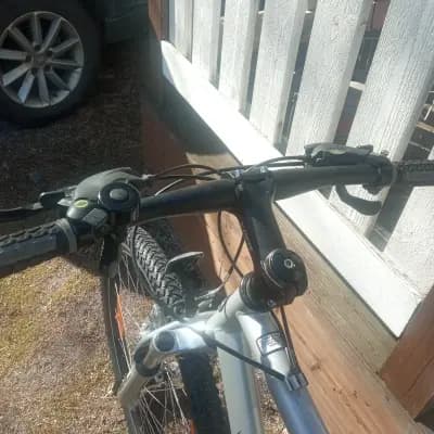 Mongoose maastopyörä