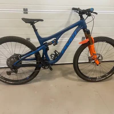 Pivot Trail 429 Enduro