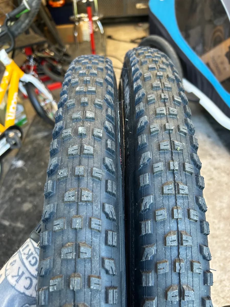 Bontrager XR4 Team issue TLR 29x2.4 2kpl