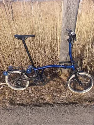 Brompton P-Line Blue Bolt Lacquer 4-Speed Mid