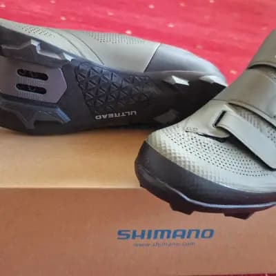 Uudet Shimano XC502 pyöräilykengät
