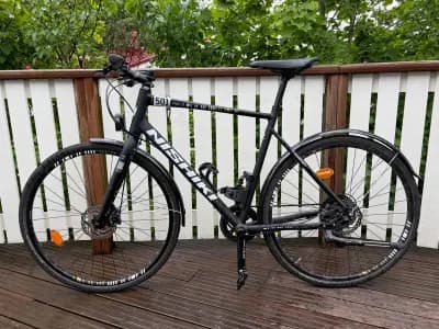 Nishiki 501 Hybridi, L/56cm, 1x 11 vaihteet, hydrauliset levyjarrut