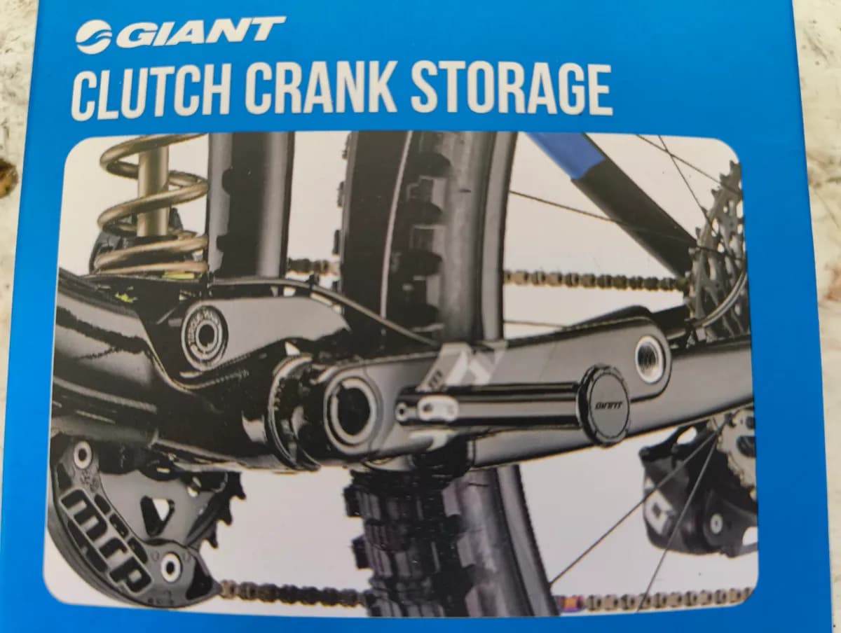Giant clutch crank storage