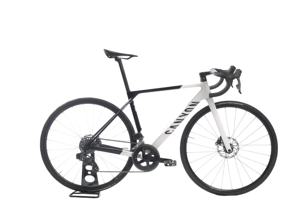 Canyon Ultimate CF SL 7 AXS - käytetty maantiepyörä