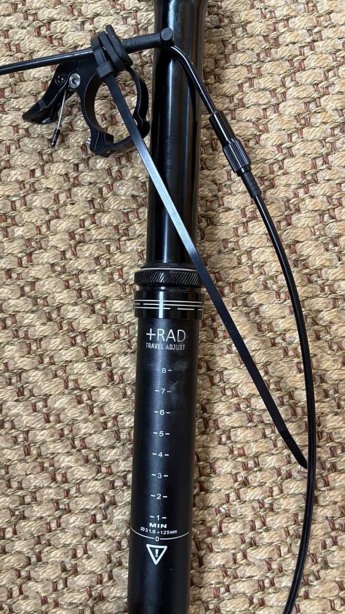 Tranzx RAD+ 31.6mm hissitolppa 125mm
