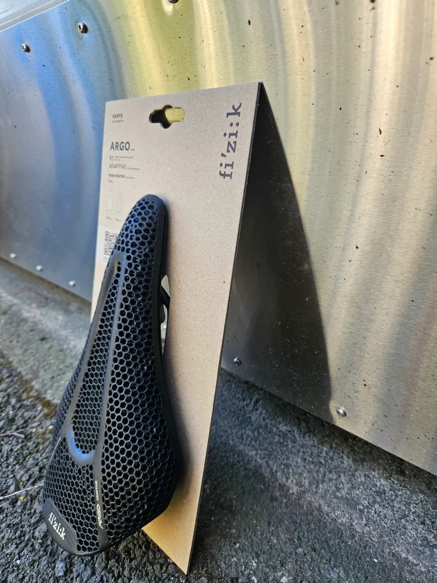 Fizik Vento Argo R3 adaptive, 140mm