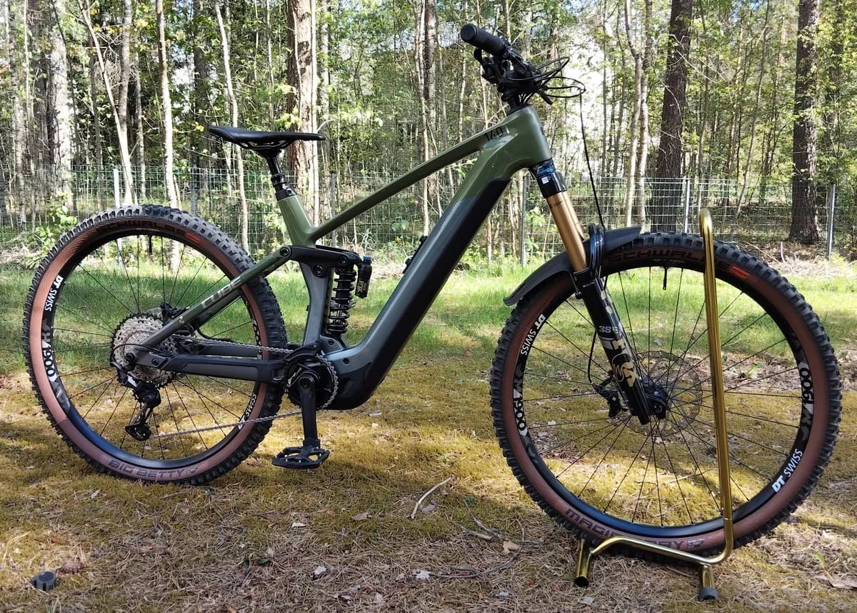 Cube Stereo Hybrid 140 Hpc TM
