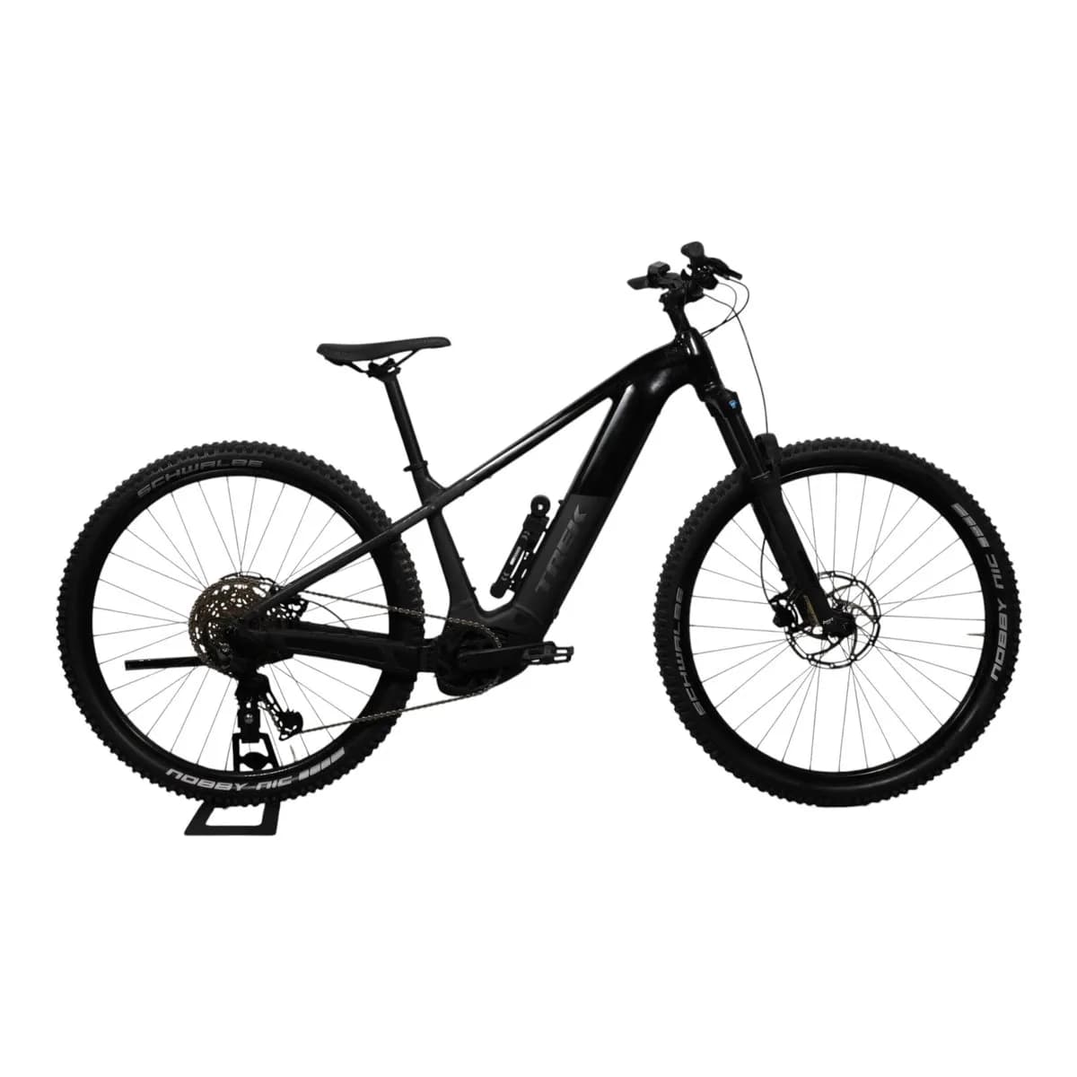 Trek Powerfly+ 4 Gen 5 - käytetty etujousitettu maastopyörä