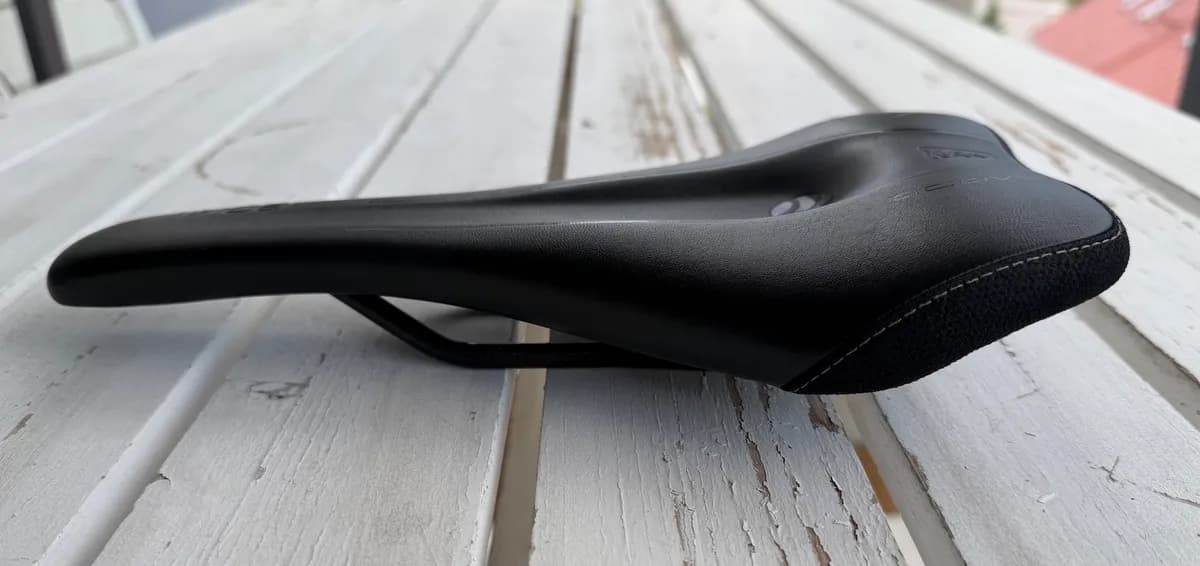 SQLab 611 Ergowave Active 140 mm satula