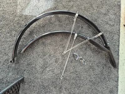 Polkupyörän lokasuojat 28" musta
