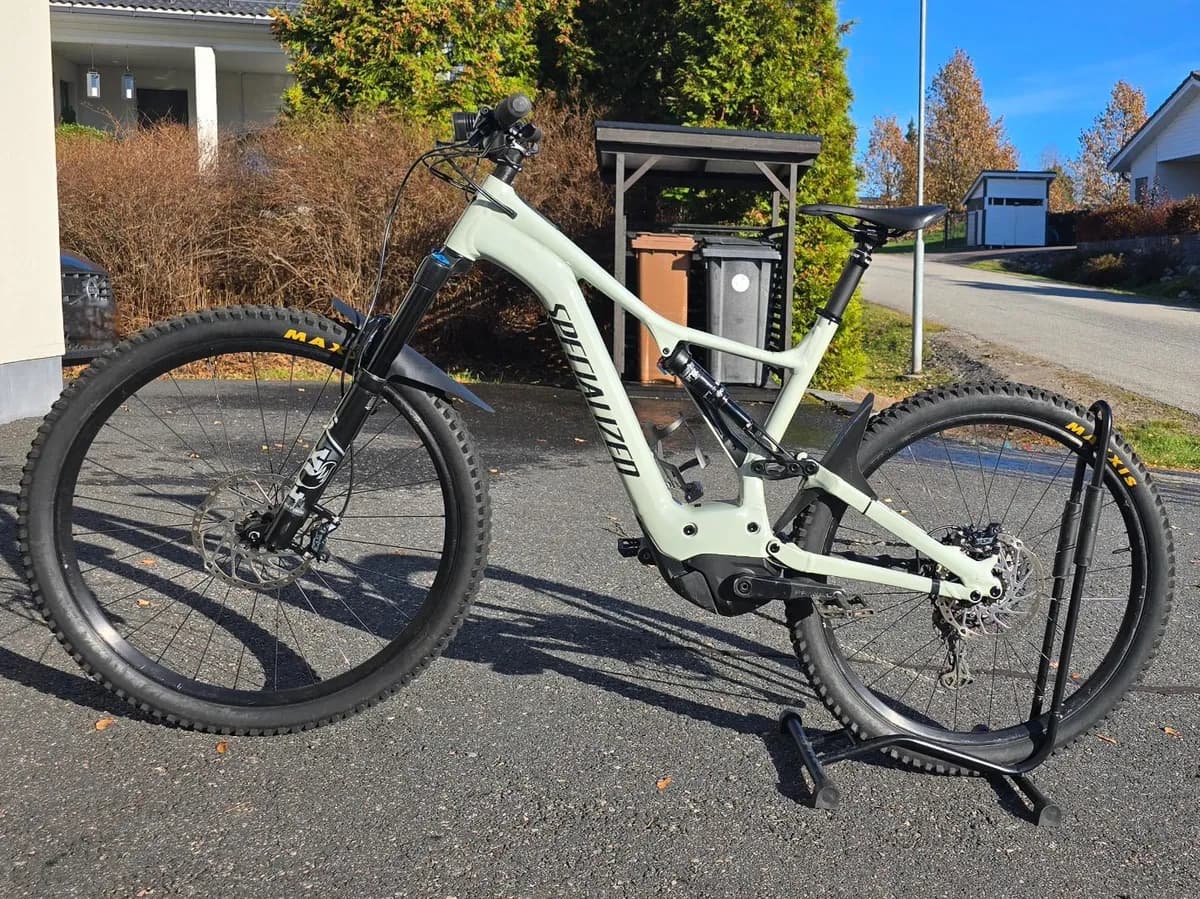 Specialized Turbo Levo Comp 2021 malli, täysjousto, 700Wh, XL, Jyväskylä