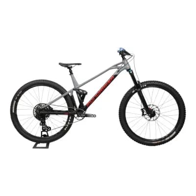 Mondraker Foxy - käytetty täysjoustomaastopyörä