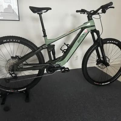 BESV  TCA 1.3 Carbon