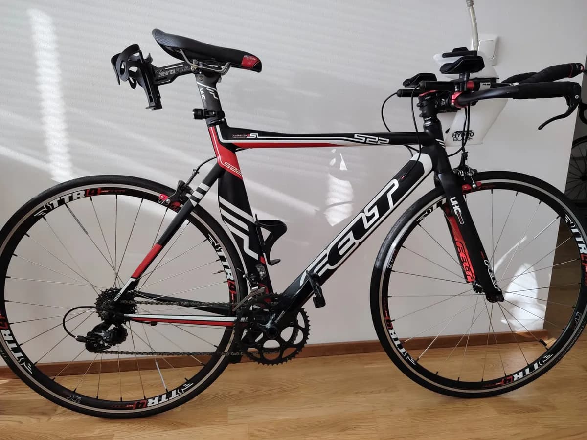 Felt Aero S22 triathlon pyörä