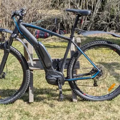 Tunturi E290 (1801km ajettu, 23 lataussykliä, juuri huollettu, ketjut ja takapakka uusittu)