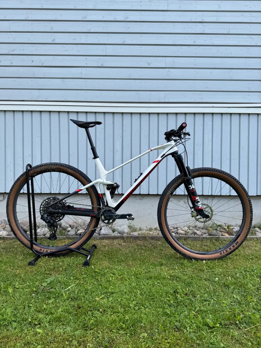 Mondraker F-Podium DC, AXS