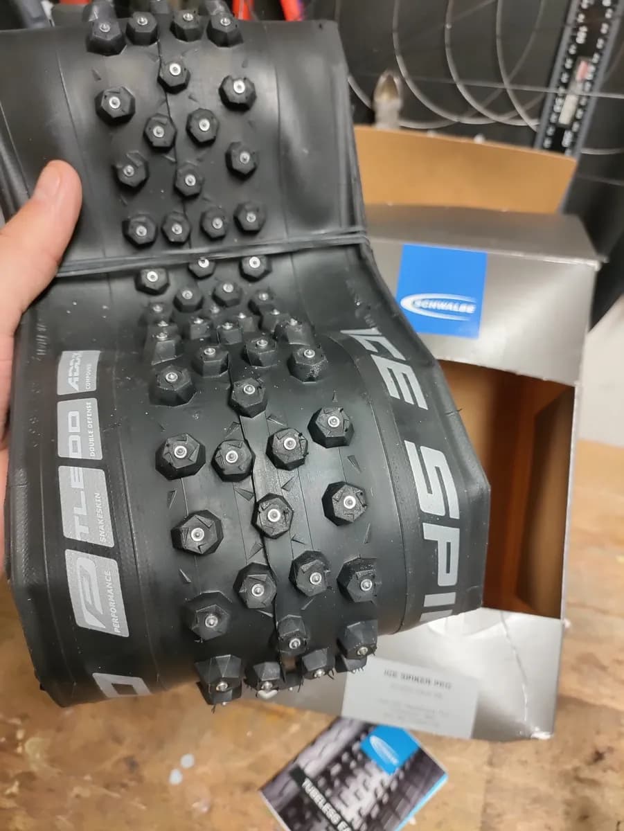 Ice spiker pro 29x2.25