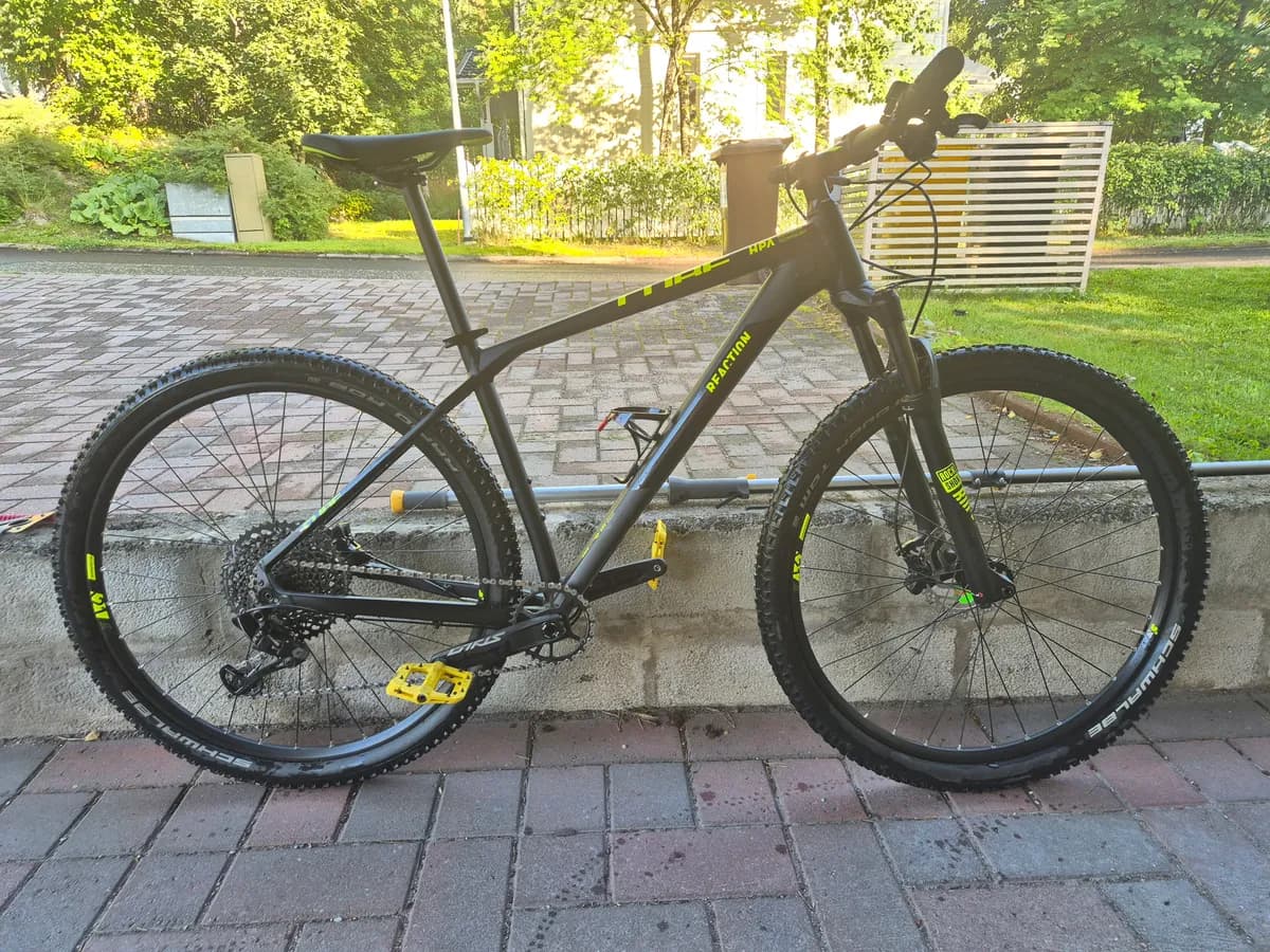Cube Reaction Race Bike