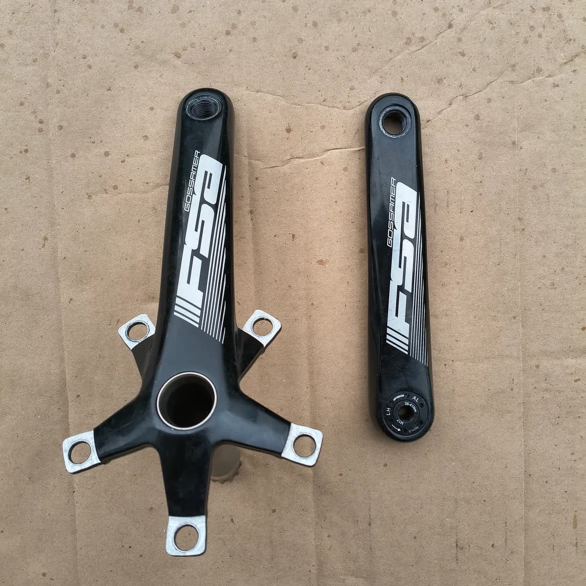 FSA Gossamer CK-C6028 kampisetti