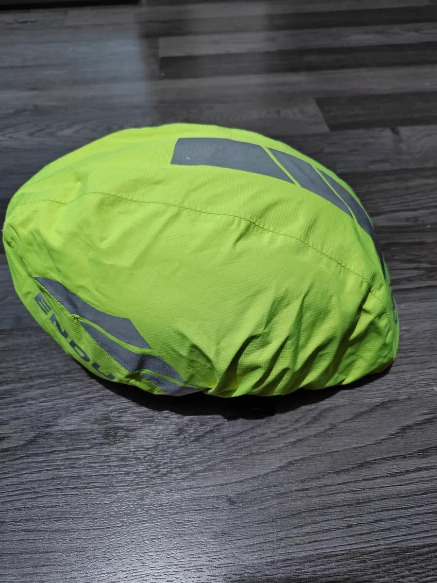 Endura E0098 Luminite Helmet Cover