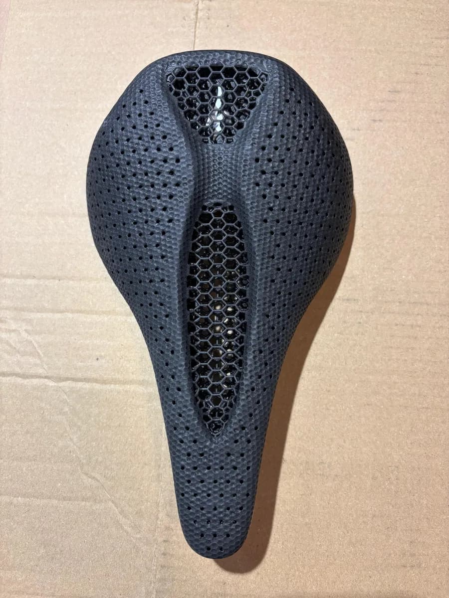 Specialized Power Pro Mirror 3D-satula, 143mm