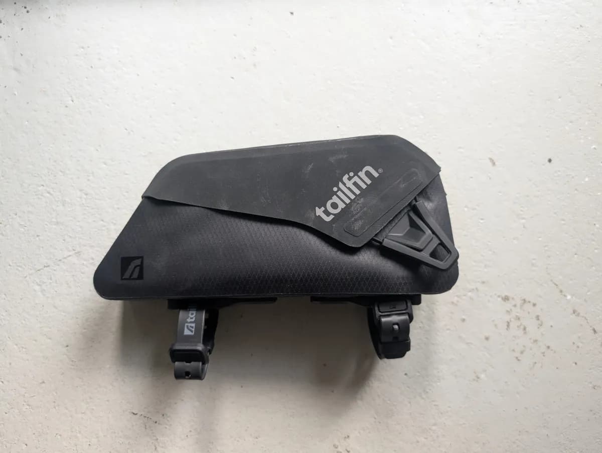 Tailfin flip top tube pack, 1.1 L