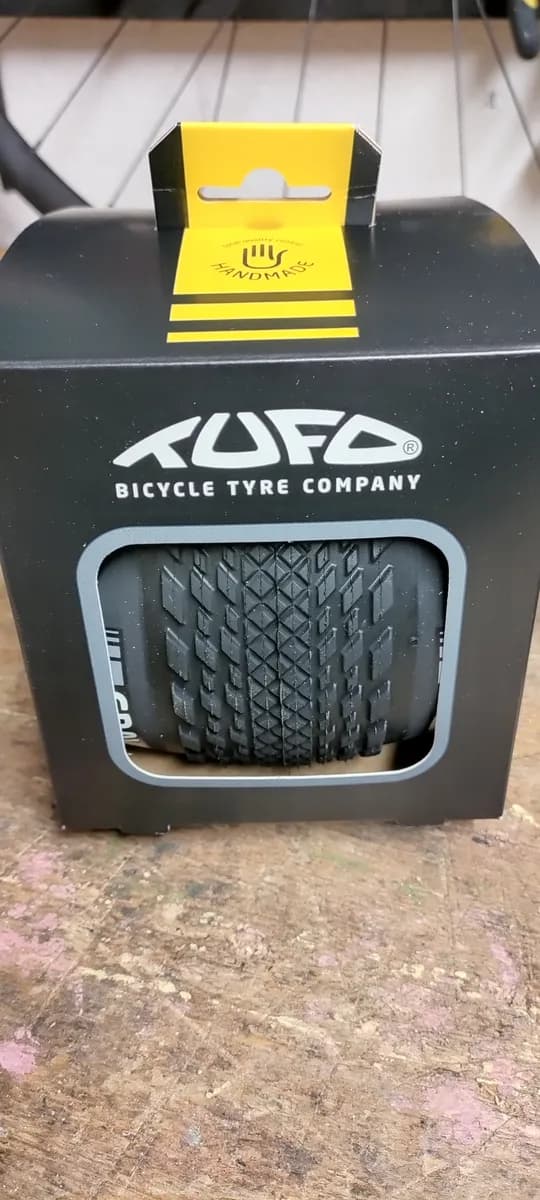 Tufo thundero HD 44-622 musta 2kpl.