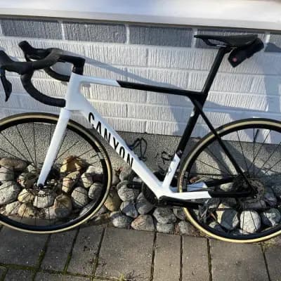 Canyon Ultimate Maantiepyörä, L, Espoo