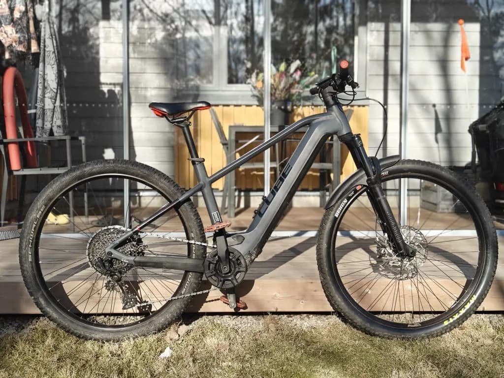 CUBE Reaction Hybrid EXC 750 29" 2022 sähköpyörä