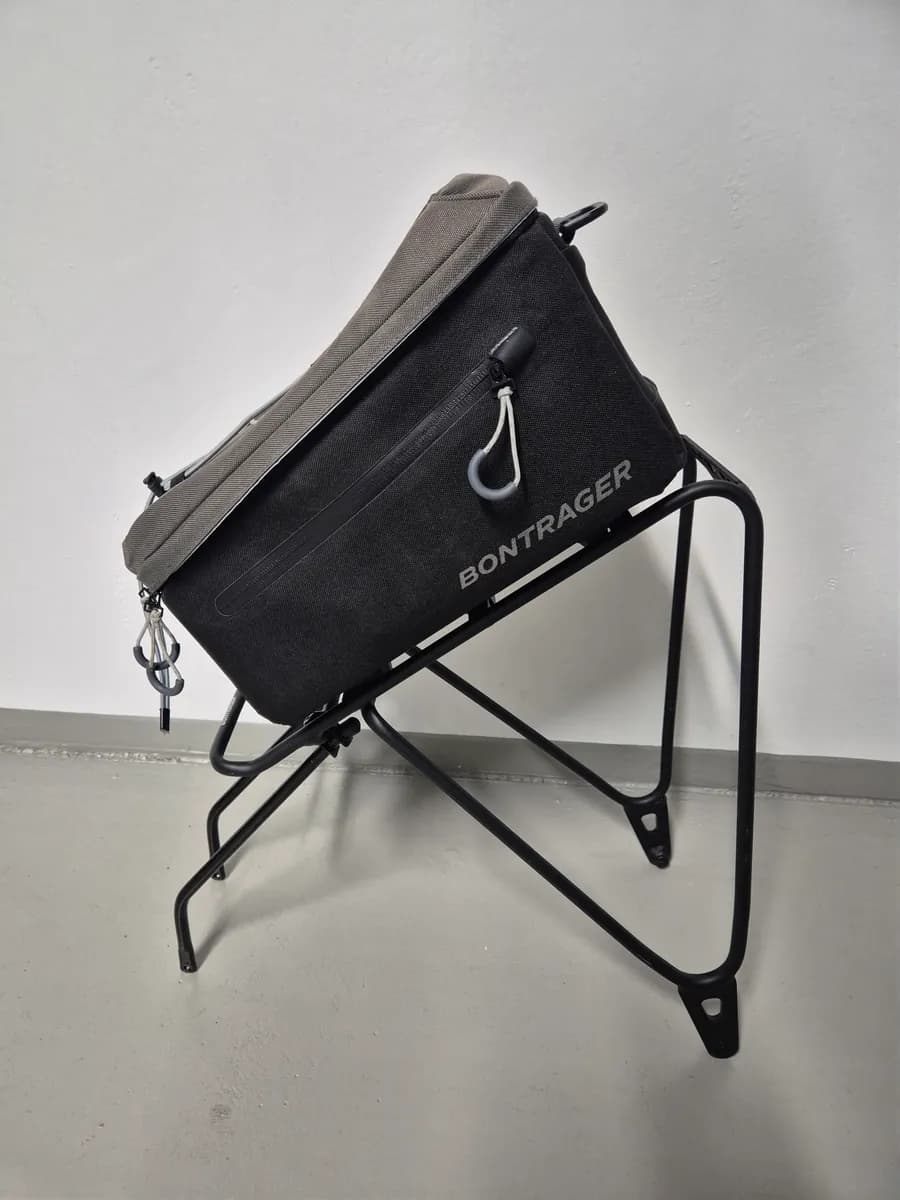 TrekBack Rack MIK ja Bontrager Commuter laukku