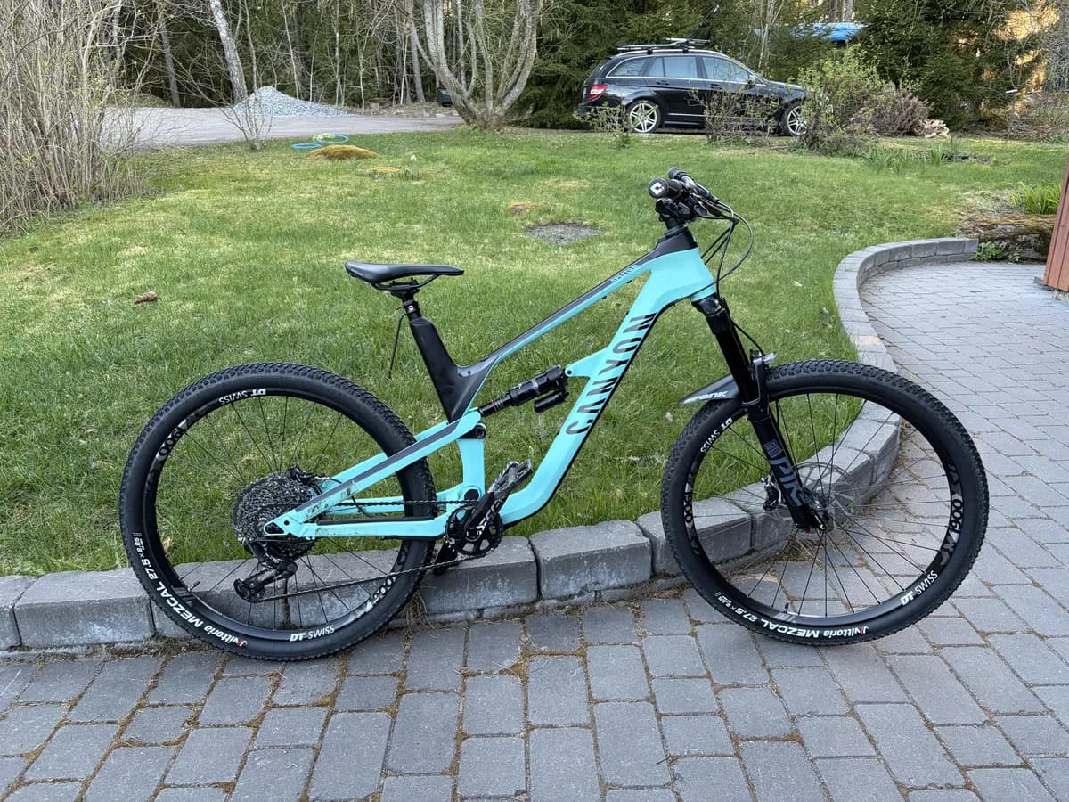 Canyon Spectral CF 7