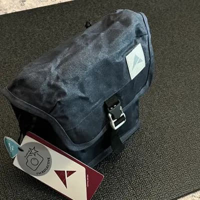 Tankolaukku Altura Heritage