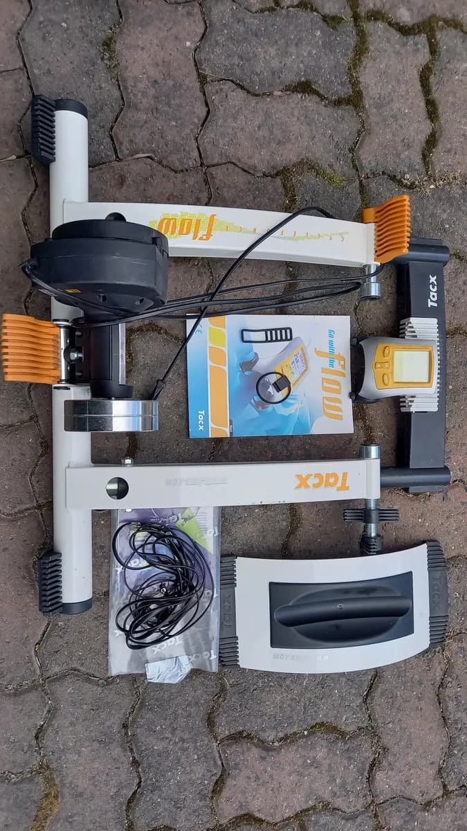 Tacx Flow Traineri